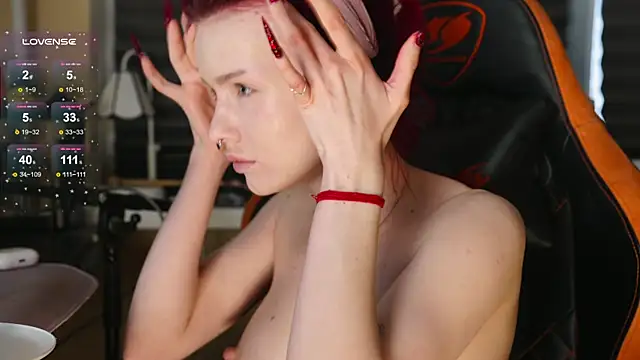 BlueCherryy online show from November 12, 11:58 am