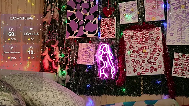 BlueCherryy online show from January 7, 6:35 pm