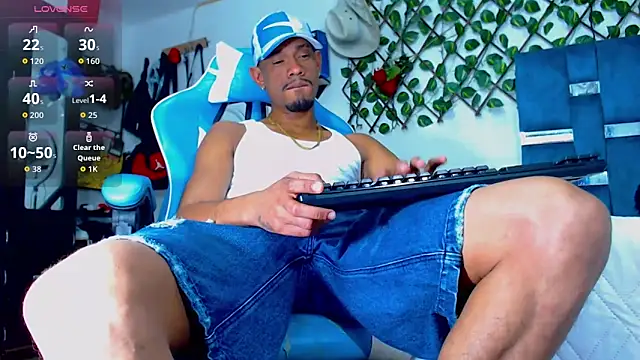 black latin23cm online show from January 7, 9:09 pm