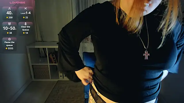 bitchofsun  online show from November 29, 3:56 pm