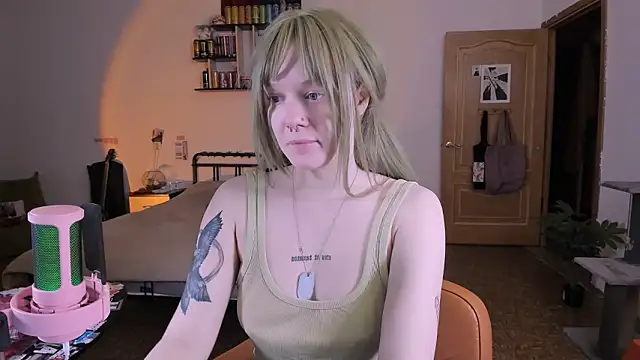 cyber whore  online show from March 7, 4:56 pm