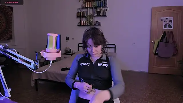 Snapshot of cyber_whore_ chatting on October 10, 3:57 pm cyber whore online show from October 10, 3:57 pm