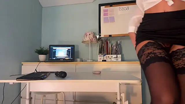 MissSiona online show from February 23, 11:44 am