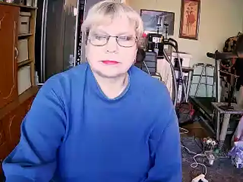 LOLA8888 online show from November 21, 1:10 pm