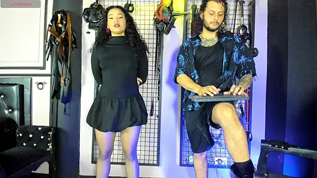 Twisted Fantasy online show from October 31, 3:03 am