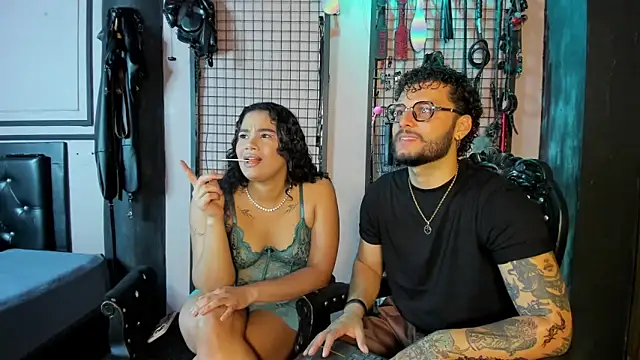 Twisted Fantasy online show from May 4, 4:27 am