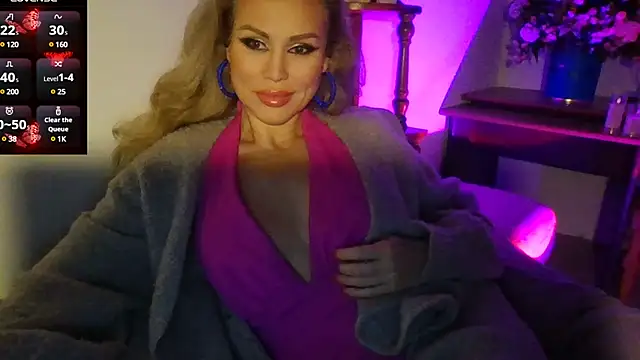 Radmila Queen  online show from December 4, 2:31 pm