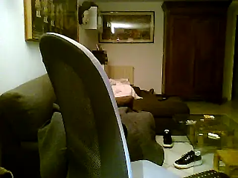 Snapshot of maciste26 chatting on December 15, 12:40 am maciste26 online show from December 15, 12:40 am