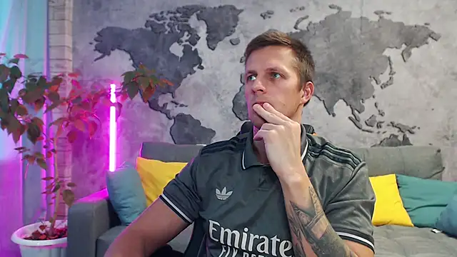 VikingChrisss online show from October 31, 10:56 am