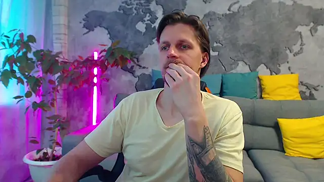 VikingChrisss online show from April 12, 10:29 am