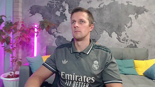 VikingChrisss online show from November 3, 10:30 am