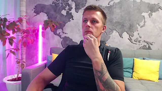 VikingChrisss online show from October 10, 9:10 am