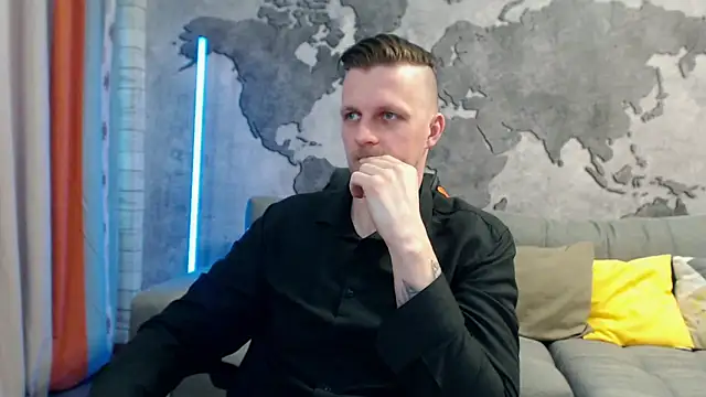 VikingChrisss online show from March 21, 2:18 pm