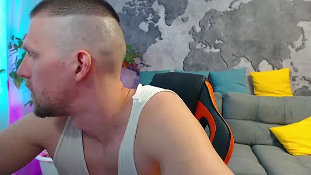 VikingChrisss online show from May 8, 9:35 am