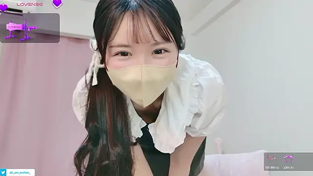 Snapshot of anchan_ chatting on May 19, 1:40 pm anchan online show from May 19, 1:40 pm