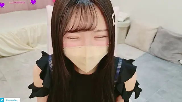 Snapshot of anchan_ chatting on May 26, 1:42 pm anchan online show from May 26, 1:42 pm