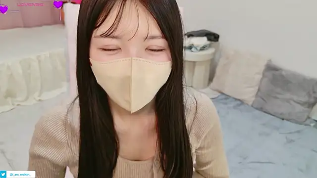 Snapshot of anchan_ chatting on May 20, 1:30 pm anchan online show from May 20, 1:30 pm