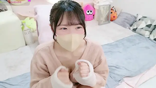 Snapshot of anchan_ chatting on March 22, 10:48 pm anchan online show from March 22, 10:48 pm