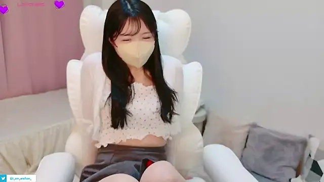 Snapshot of anchan_ chatting on May 31, 3:12 am anchan online show from May 31, 3:12 am