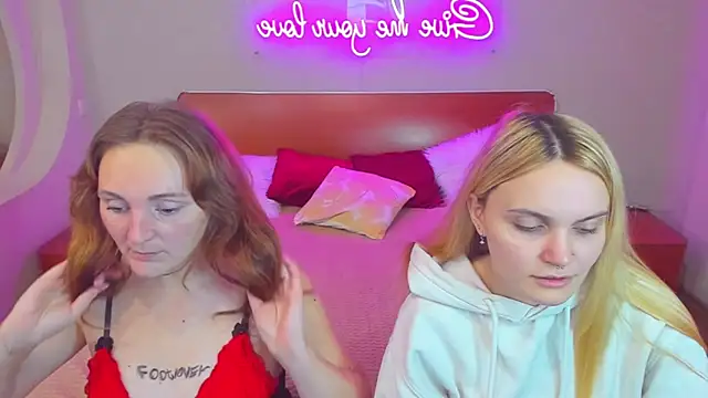 MagicEyess online show from December 15, 5:30 pm