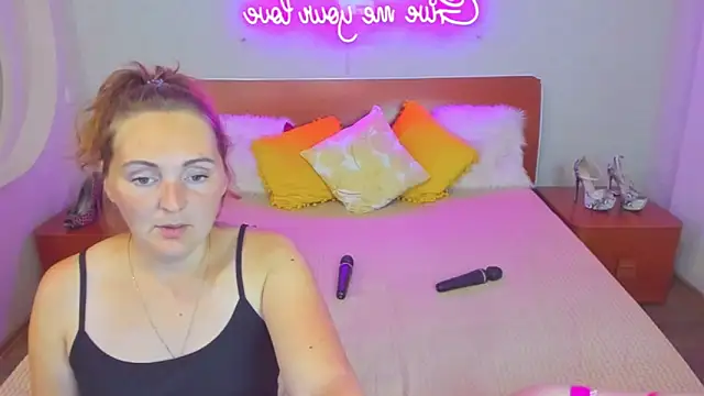 Snapshot of MagicEyess chatting on September 14, 5:13 pm MagicEyess online show from September 14, 5:13 pm