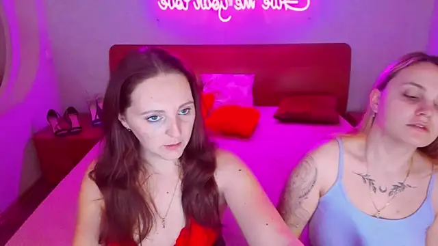 Snapshot of MagicEyess chatting on February 6, 7:24 am MagicEyess online show from February 6, 7:24 am