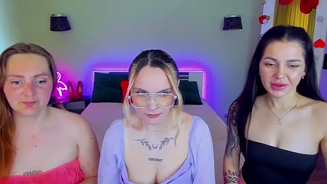 MagicEyess online show from May 18, 7:13 am