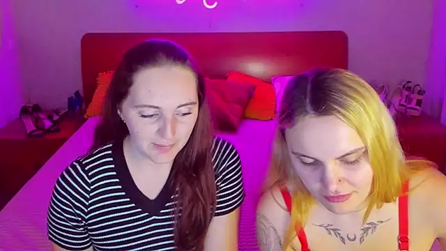 Snapshot of MagicEyess chatting on March 7, 7:19 am MagicEyess online show from March 7, 7:19 am