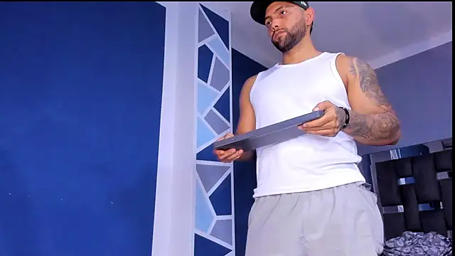 alex oficial online show from June 6, 11:54 pm