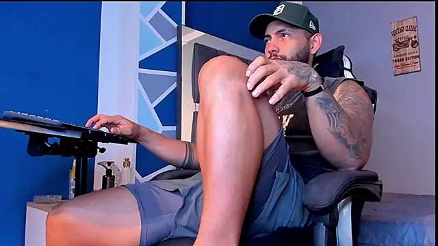 alex oficial online show from June 19, 5:57 am