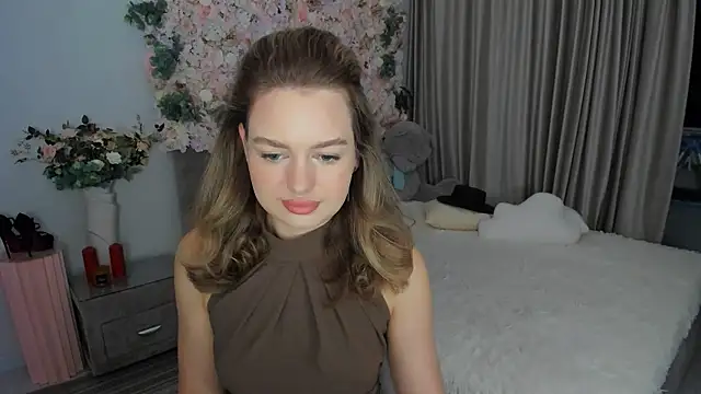 MiracleCurly online show from October 8, 6:08 pm