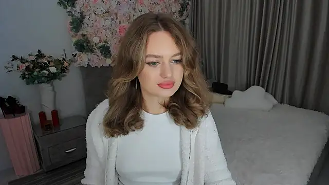 MiracleCurly online show from October 7, 7:26 pm