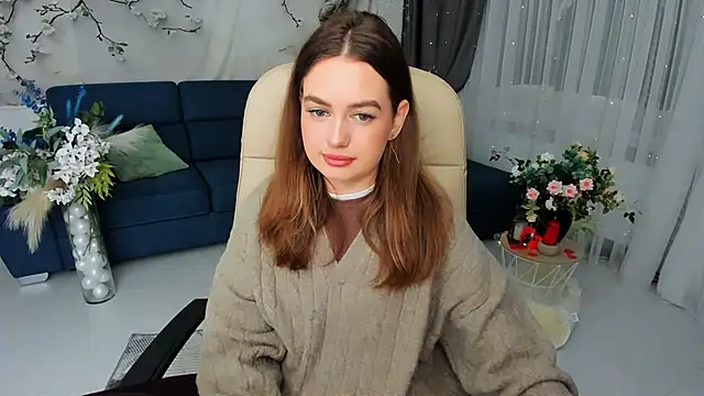 MiracleCurly online show from April 27, 4:05 pm
