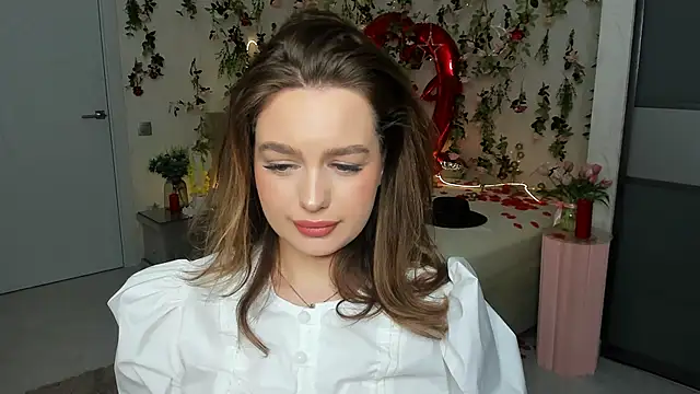 MiracleCurly online show from March 8, 10:07 am