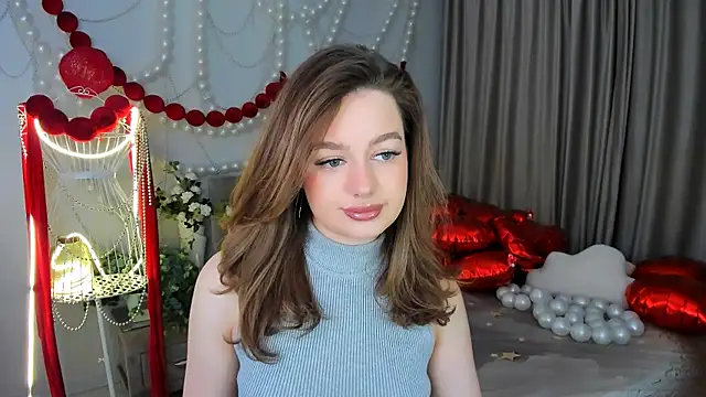 MiracleCurly online show from March 6, 7:31 pm