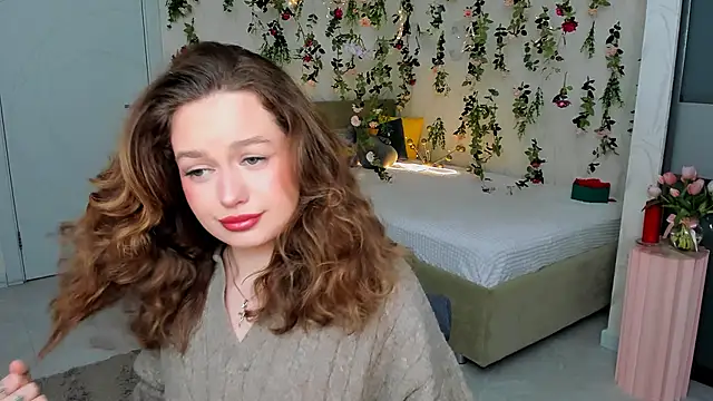 MiracleCurly online show from April 9, 6:03 pm