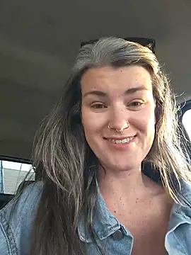 Lilmissvyx online show from September 10, 2:38 pm