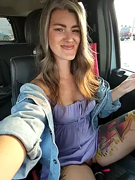 Lilmissvyx online show from September 9, 2:26 pm