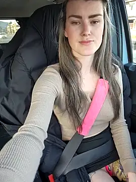 Lilmissvyx online show from March 18, 3:35 pm