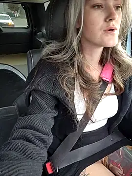 Lilmissvyx online show from October 10, 3:24 pm