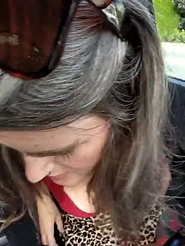 Lilmissvyx online show from October 6, 6:19 pm