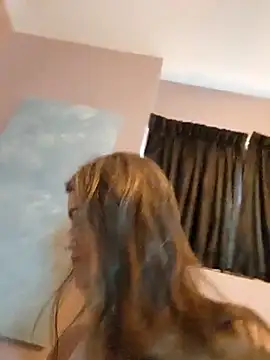 Lilmissvyx online show from March 21, 1:02 am