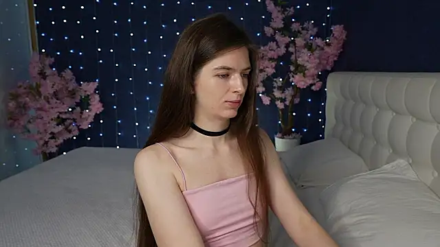 -Mirror-Girl- online show from March 2, 6:58 am