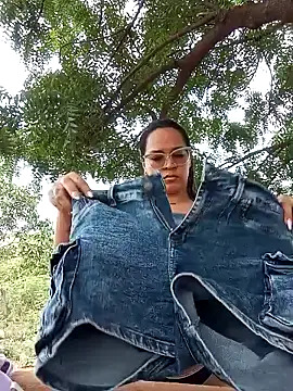 Snapshot of Cristel_Shop chatting on January 4, 2:14 pm Cristel Shop online show from January 4, 2:14 pm
