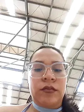 Snapshot of Cristel_Shop chatting on February 11, 9:03 pm Cristel Shop online show from February 11, 9:03 pm