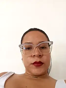 Snapshot of Cristel_Shop chatting on January 31, 7:29 pm Cristel Shop online show from January 31, 7:29 pm