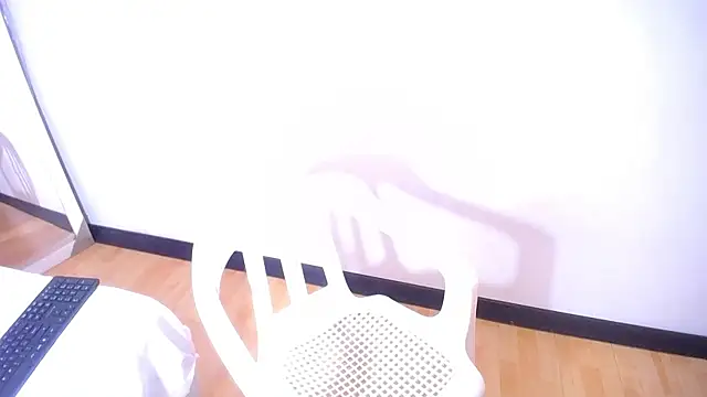 cock whisperer69  online show from March 18, 7:22 pm