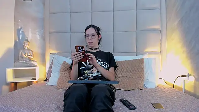 Hecatee 77 online show from September 26, 8:38 pm