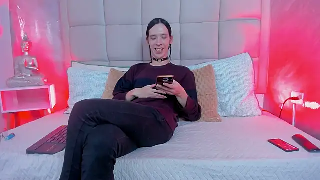 Hecatee 77 online show from November 27, 7:58 pm