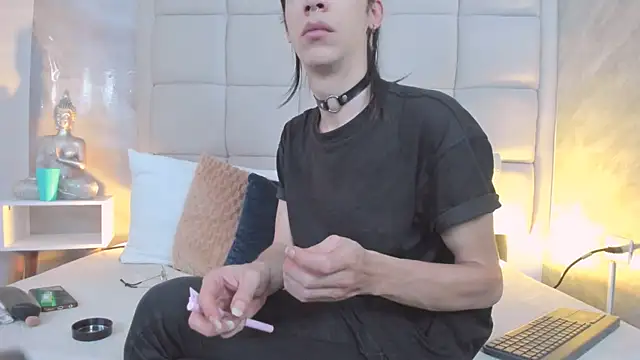 Hecatee 77 online show from September 15, 8:31 pm